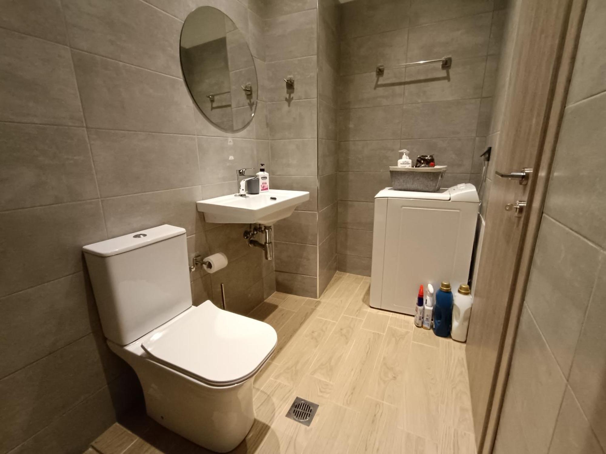Giorgio Patrasso - Micro In The Center Of Apartment