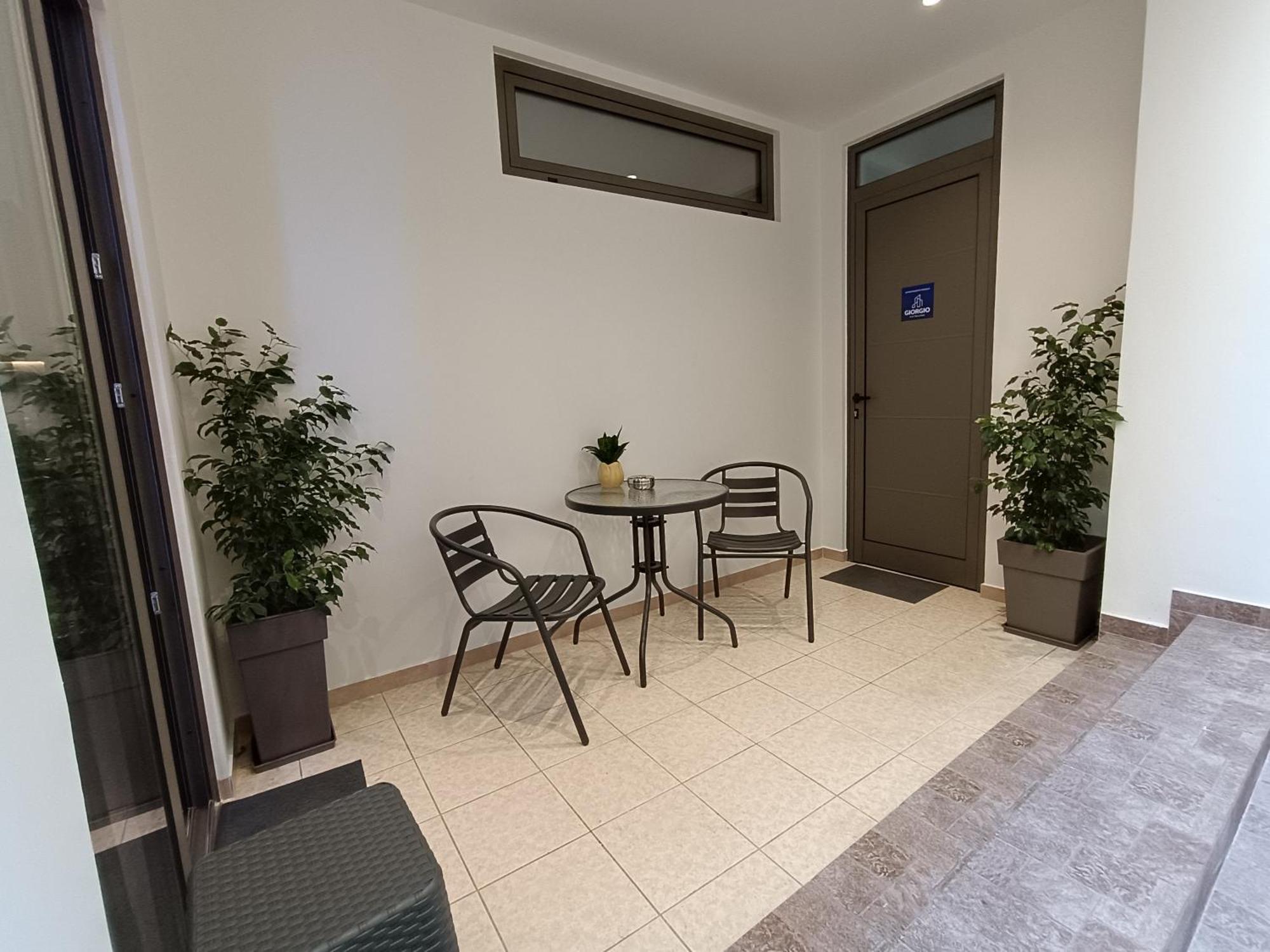 Apartment Giorgio Patrasso - Micro In The Center Of *